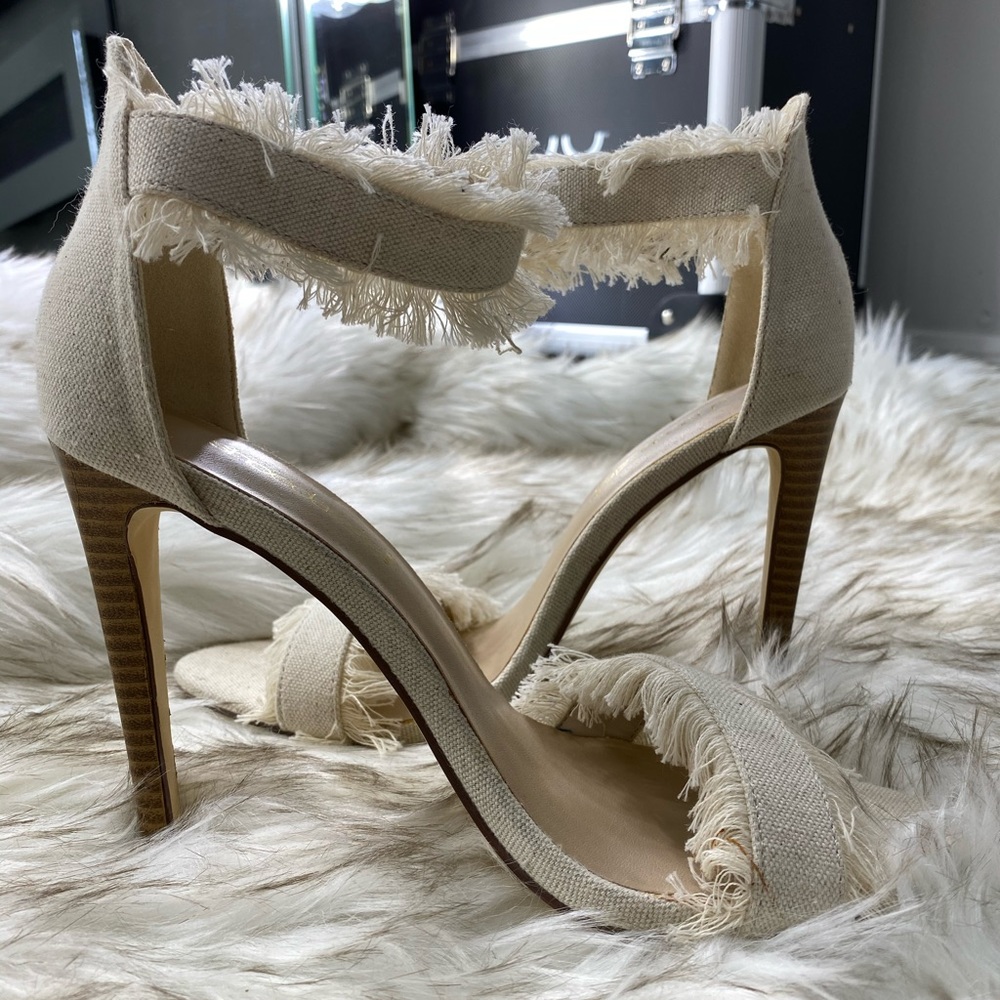 Coastal heeled sandals